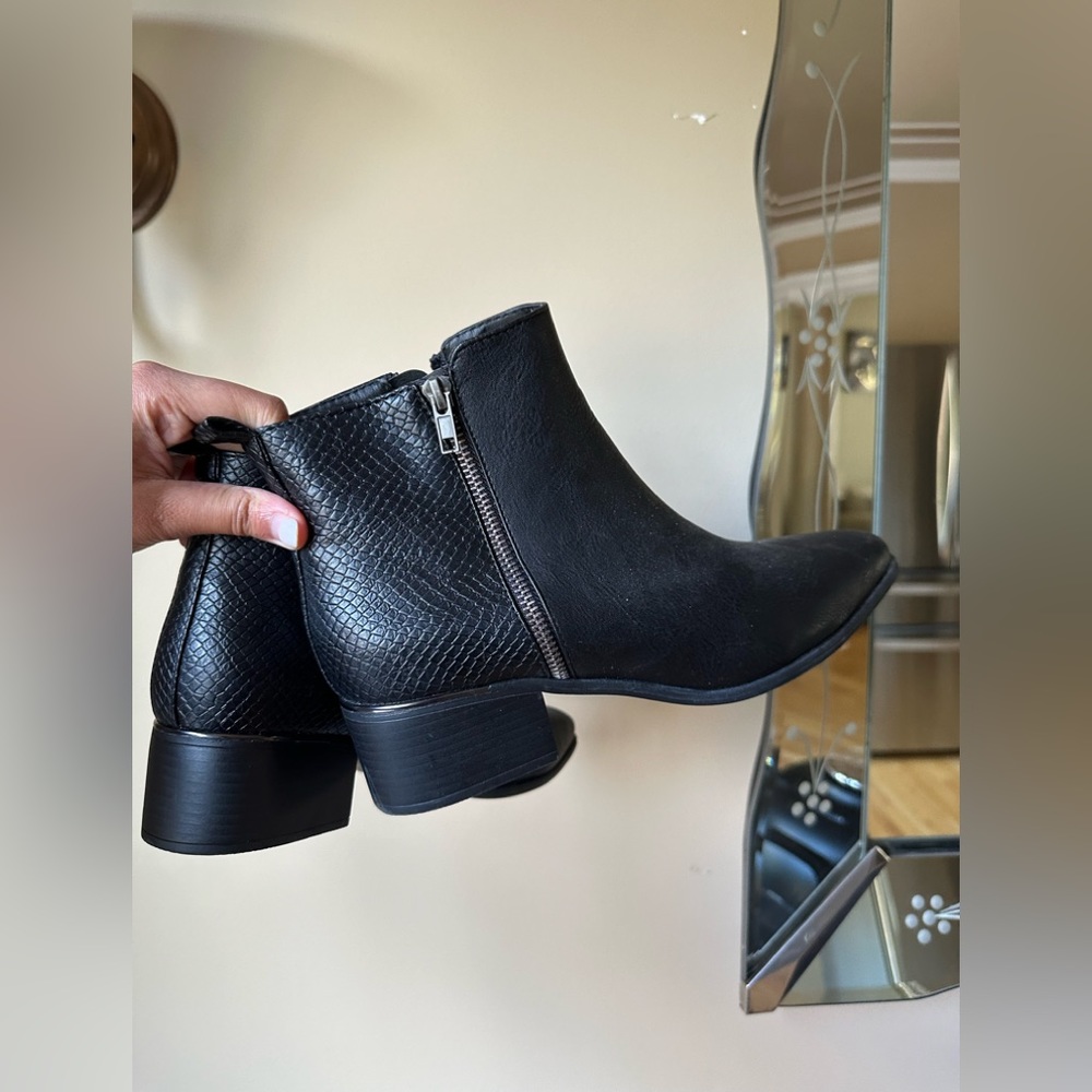 Women Leather Booties